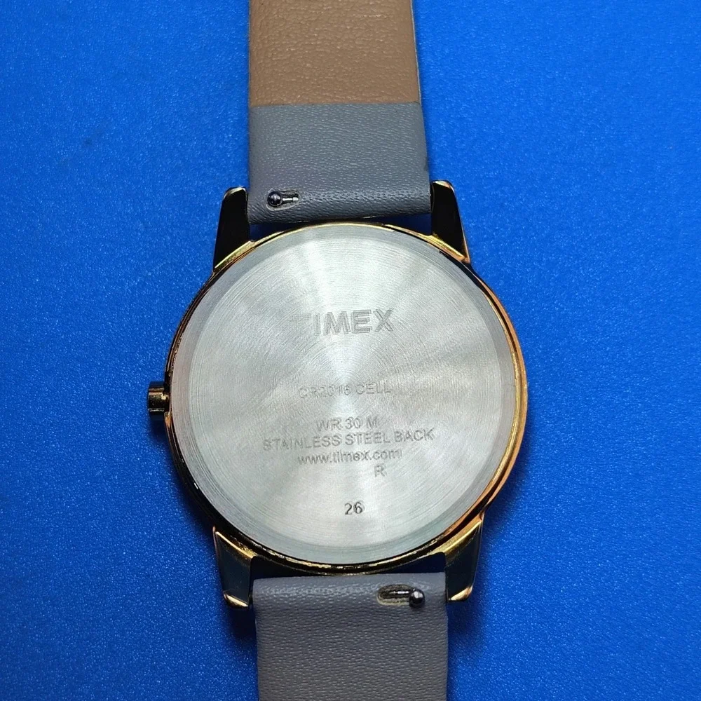 Vintage 2014 Timex Indiglo Date Wristology  40mm Women's Quartz Watch Restored